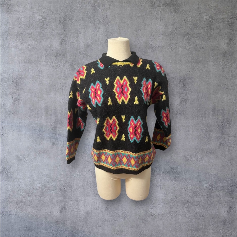Black Pink Blue Yellow Pattern Collared Knit Swea… - image 5